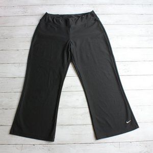 Nike Women's Athletic Capri Pants Size S Black
